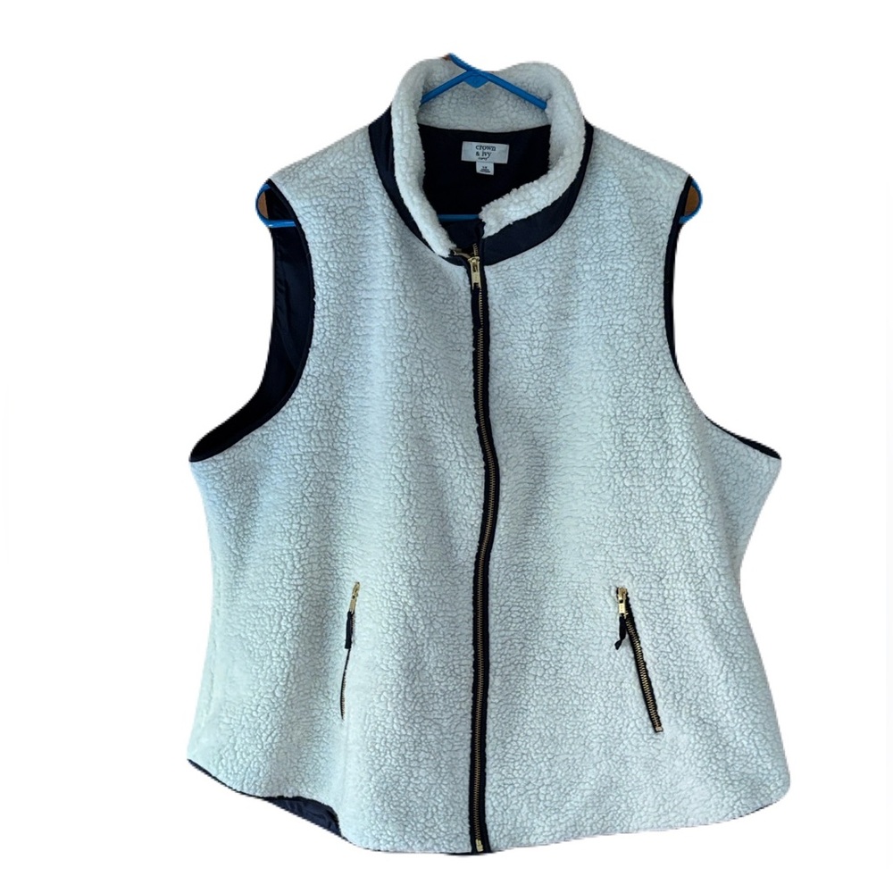 crown & ivy Cream Sherpa Vest with Black Trim